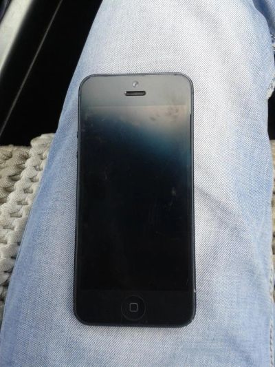 Лот: 4133858. Фото: 1. iphone 5 / 16gb / Black. Смартфоны