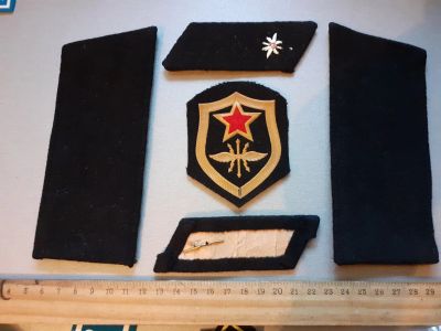 Лот: 25777926. Фото: 1. погоны+шевроны,рядовой войск связи... Спортивная символика и атрибутика