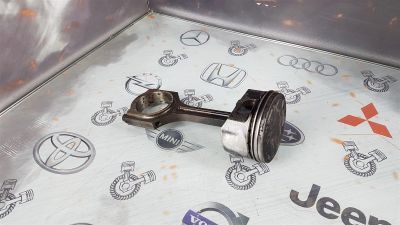 Лот: 23590391. Фото: 1. Поршень с шатуном Hyundai Sonata... Двигатель и элементы двигателя