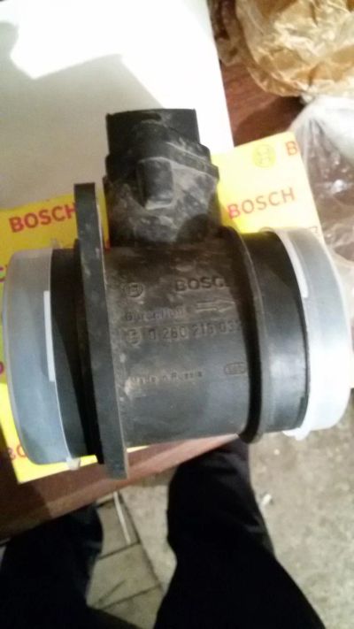 Лот: 8140851. Фото: 1. датчик массого расхода воздуха... Электрооборудование