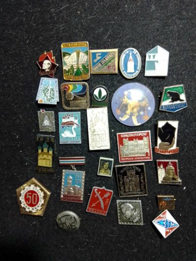 Лот: 19666099. Фото: 1. значки. Сувенирные