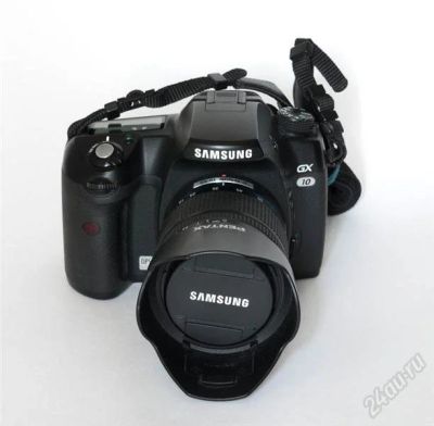 Лот: 3017303. Фото: 1. Samsung GX-10 KIT 18-55. Цифровые зеркальные