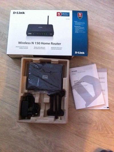 Лот: 5022045. Фото: 1. WiFi Роутер D-link DIR-300 в коробке... Маршрутизаторы (роутеры)