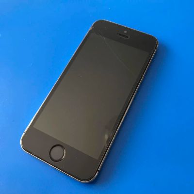 Лот: 10787591. Фото: 1. iphone 5s 16g. Смартфоны