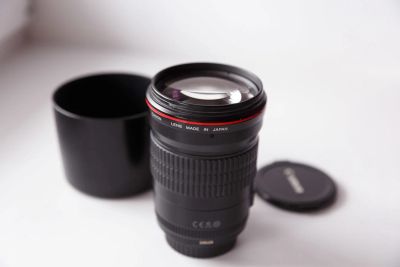 Лот: 15758755. Фото: 1. Объектив Canon EF 135mm F2 L. Объективы