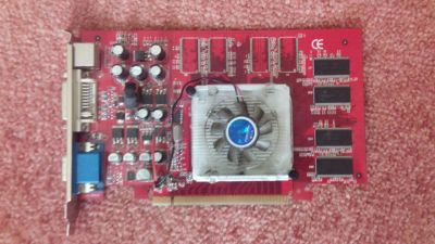 Лот: 8410376. Фото: 1. Geforce 6600. Видеокарты