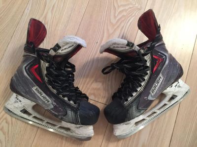 Лот: 6731046. Фото: 1. хоккейные коньки Bauer Vapor APX2. Коньки