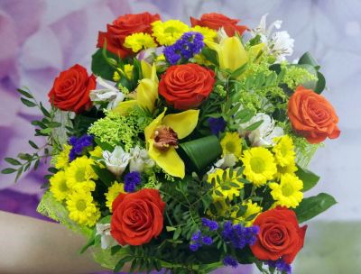 Лот: 7032680. Фото: 1. Сборный букет. Цветы на Щорса... Свежие цветы