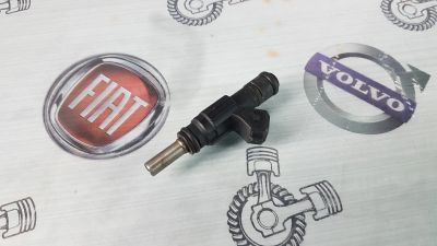 Лот: 24315319. Фото: 1. Форсунка Audi TT AJQ 06A906031S. Двигатель и элементы двигателя
