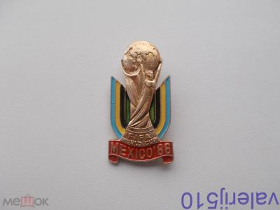 Лот: 24427298. Фото: 1. Редкий значок !!! Фифа - Мексика... Сувенирные