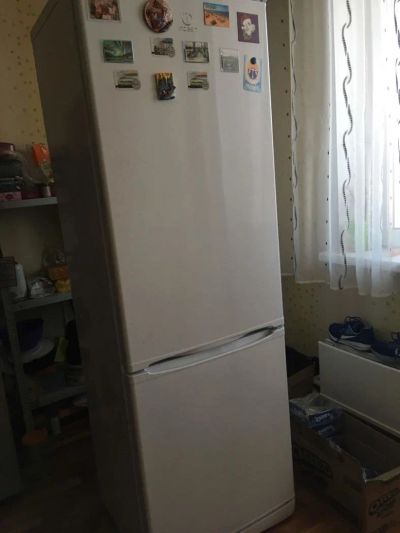 Лот: 11437172. Фото: 1. Холодильник Indesit SB 185 L. Холодильники, морозильные камеры