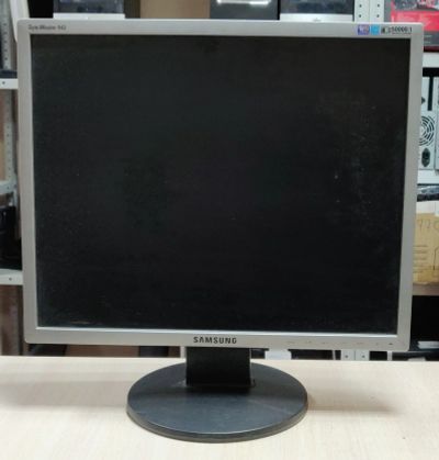 Лот: 20762566. Фото: 1. Монитор ЖК 19"/VGA/1280*1024/Samsung. ЖК-мониторы