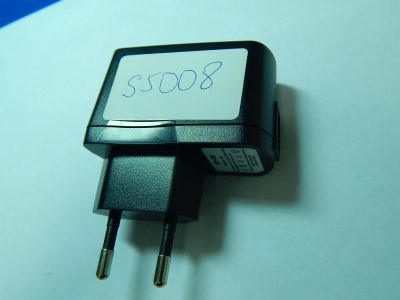 Лот: 4964891. Фото: 1. Адаптер питания DNS S5008. Зарядные устройства, блоки питания, адаптеры сетевые для смартфонов