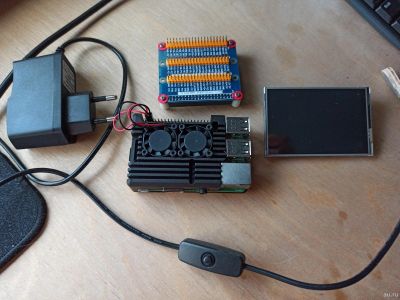 Лот: 18013437. Фото: 1. Raspberry Pi 3b+ с дисплеем. Компьютеры в сборе