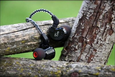 Лот: 20912557. Фото: 1. Гибридные IEM наушники TRN V80. Наушники, гарнитуры