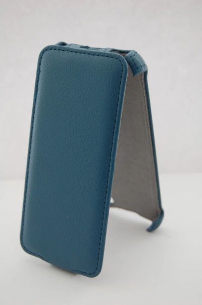 Лот: 8617384. Фото: 1. Чехол-книжка iphone 5 5s 5se синий. Чехлы, бамперы