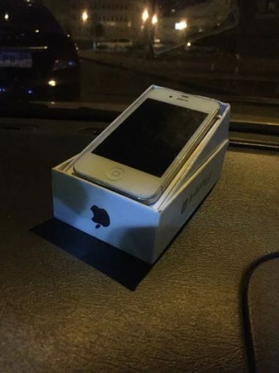 Лот: 7867635. Фото: 1. Iphone 4s 64gb. Смартфоны