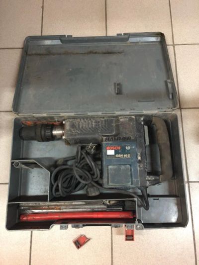 Лот: 11148515. Фото: 1. Отбойный молоток Bosch GSH 10C... Электроинструмент