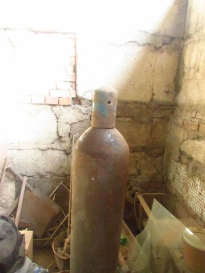 Лот: 7174124. Фото: 1. Баллон кислородный. Баллоны, газ в баллонах