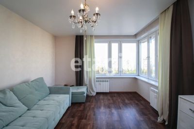 Лот: 20233606. Фото: 1. Продам 2-комн. кв. 66.8 кв.м... Квартиры, студии