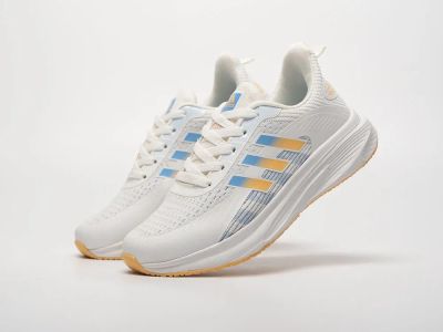 Лот: 24974236. Фото: 1. Кроссовки Adidas. Кеды, кроссовки, слипоны