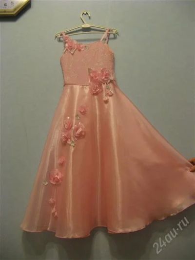 Лот: 2315003. Фото: 1. нарядное платье. Платья, сарафаны