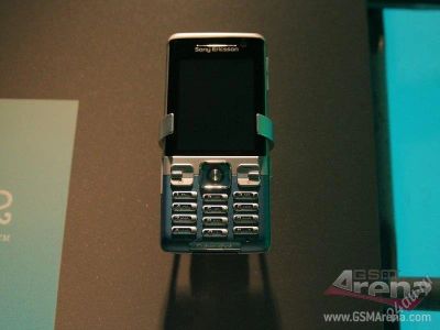 Лот: 1703389. Фото: 1. sony ericsson c702.обмен или продажа... Кнопочные мобильные телефоны