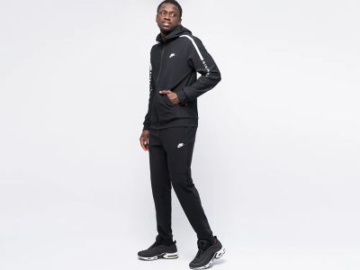 Лот: 19549119. Фото: 1. Спортивный костюм Nike. Спортивные костюмы