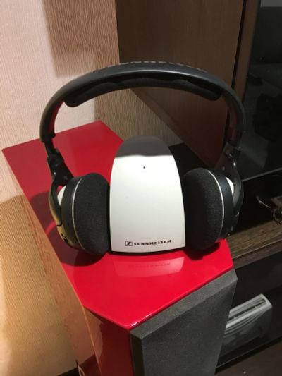 Лот: 12710578. Фото: 1. Радио наушники Sennheiser RS-110... Наушники, гарнитуры