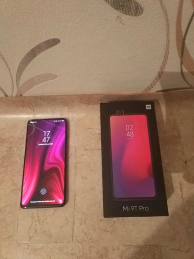 Лот: 14907618. Фото: 1. Xiaomi mi9t pro 6/128. Смартфоны