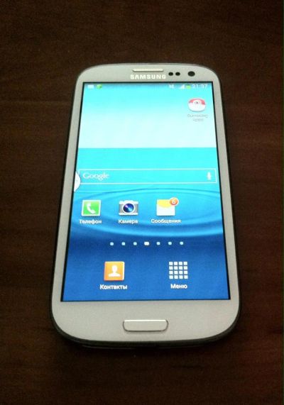 Лот: 4284244. Фото: 1. Samsung Galaxy S3, белый. Оригинал... Смартфоны