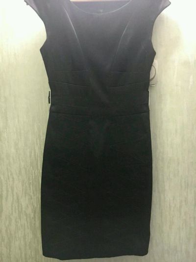 Лот: 10983473. Фото: 1. Платье Karen Millen original. Платья