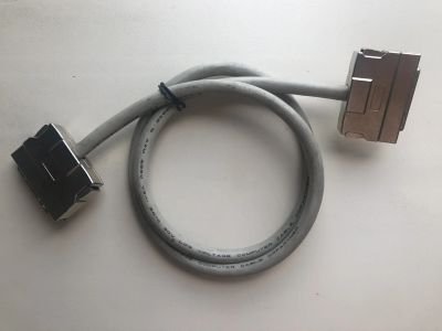 Лот: 25575183. Фото: 1. Кабель SCSI 50-pin папа-папа 0... Шлейфы, кабели, переходники