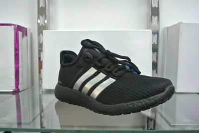 Лот: 9558252. Фото: 1. Кроссовки женские Adidas черные... Кеды, кроссовки, слипоны