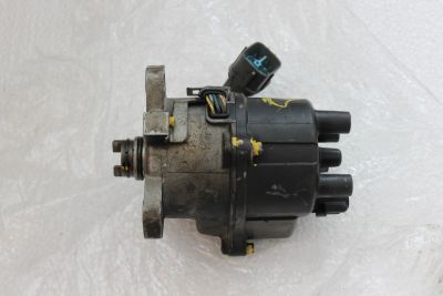 Лот: 12254695. Фото: 1. Трамблер Honda Stepwgn RF1 B20B. Двигатель и элементы двигателя