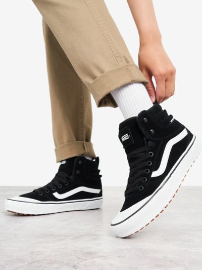 Лот: 25663597. Фото: 1. Кеды женские Vans Ashwood Hi Vansguard... Другое (одежда, обувь, галантерея)