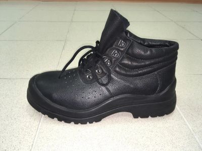 Лот: 10312497. Фото: 1. Спецобувь ботинки Roverboots С... Спецодежда, спецобувь