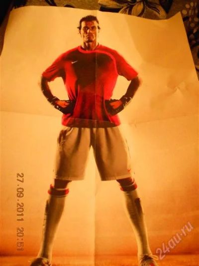Лот: 1221654. Фото: 1. Плакат с футболистами TotalFootball... Наклейки, карточки, вкладыши