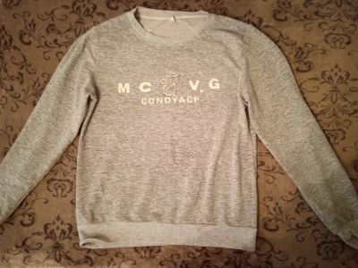 Лот: 17135683. Фото: 1. Кофта с длинным рукавом. Свитеры, толстовки, худи