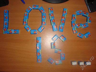 Лот: 529363. Фото: 1. А хочешь жвачку Love Is?Тогда... Другое (сувениры, подарки)