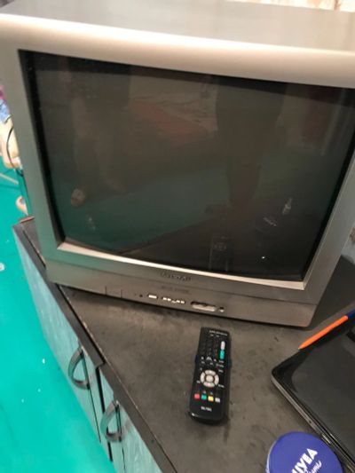 Лот: 16973553. Фото: 1. Телевизор Sharp 21E1-RU. Телевизоры
