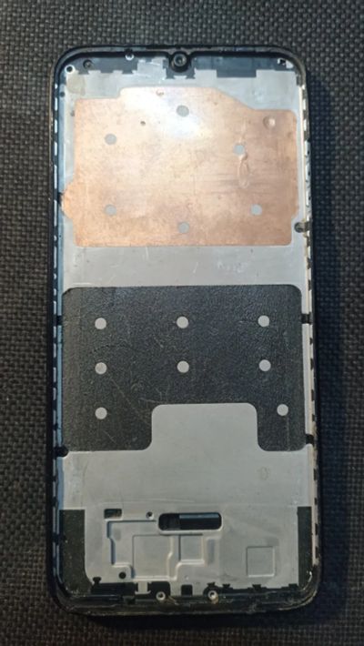 Лот: 25897688. Фото: 1. Honor 8a. Смартфоны