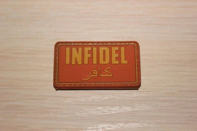 Лот: 4395528. Фото: 1. Нашивка на липучке "Infidel" оранжевая. Другое (военно-спортивные игры)