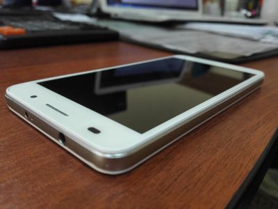 Лот: 6934398. Фото: 1. Huawei Honor 6 белый 16Gb (H60-L02... Смартфоны