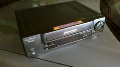 Лот: 3489011. Фото: 1. Видеомагнитофон Sony. Видеомагнитофоны