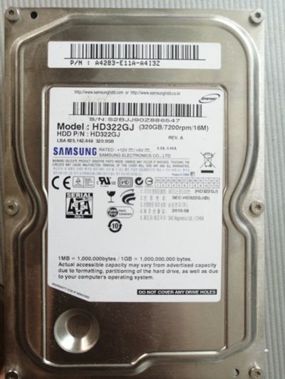 Лот: 15880351. Фото: 1. Жёсткий диск. Жёсткие диски (HDD)