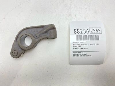 Лот: 22873765. Фото: 1. Рокер клапана Mitsubishi Diamante... Двигатель и элементы двигателя