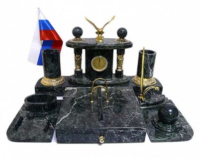 Лот: 12116451. Фото: 1. Письменный прибор. Часы из змеевика... Сувенирные наборы