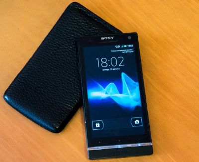 Лот: 11189832. Фото: 1. Sony Xperia S LT26i Полный комплект. Смартфоны