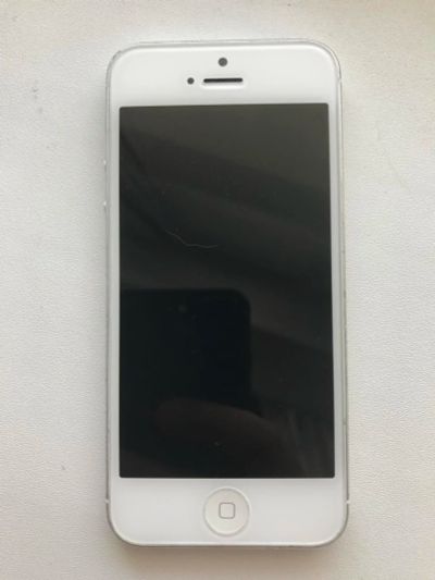 Лот: 9377893. Фото: 1. iPhone 5 16GB (белый). Смартфоны